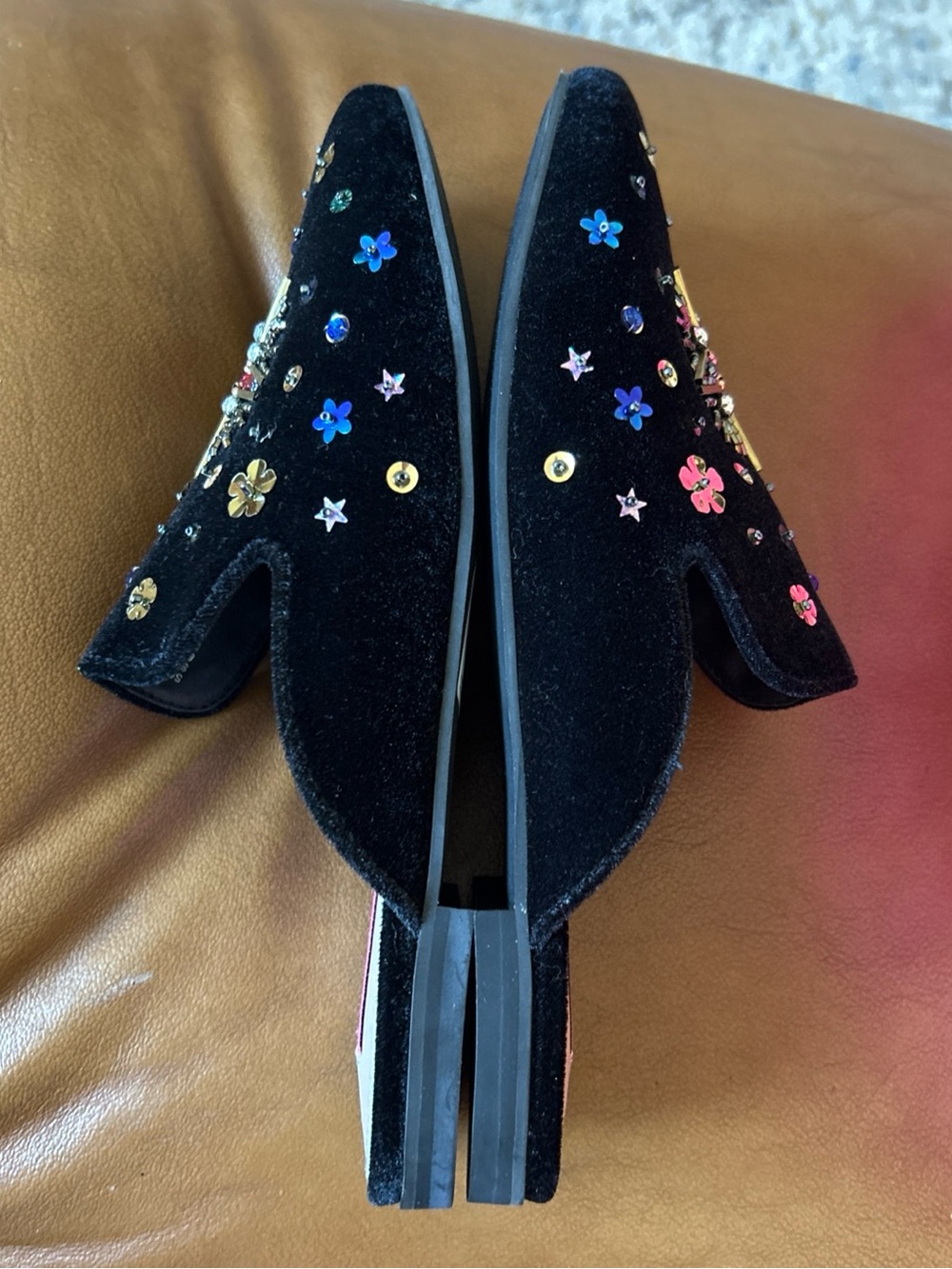 Betsey Johnson Womens Black Solar Jeweled Rhinestone Velvet Mules Flat 8.5M - Picture 4 of 10